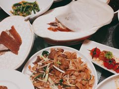 -粤尚腾香居中餐厅(首都机场希尔顿店)