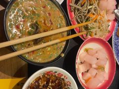 -沸炉重庆老火锅(军事博物馆店)