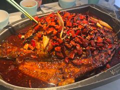 -江边城外烤全鱼(世茂广场店)