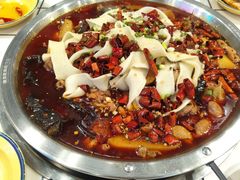 -晓彭肥肠鸡·泡椒鸡火锅(水木天地店)