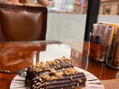 巧克力哈斗-上海和平饭店维克多咖啡厅 Victor's