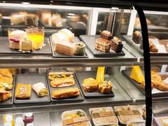 -星巴克臻选(莘庄仲盛店)