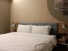 -莫泰酒店(厦门万象城火车站地铁站店)