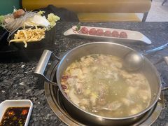 -一席地·本地鸡窝·杭帮鸡火锅(萧山银隆百货店)