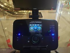 -帝豪斯健身俱乐部(市府恒隆广场店)