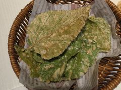 -嗨辣小聚·盘锦河蟹·海鲜烧烤龙虾(盘锦十年好店)