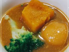 -官塘陈记鱼生·潮汕砂锅粥·牛肉火锅(潮枫路总店)