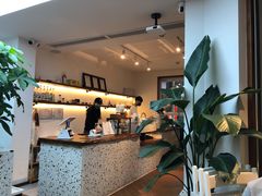 -Line 咖啡(石厦花园店)