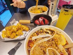 -W COLLECTIVE  DESSERT SHOP