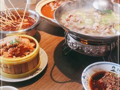 -肖四女乐山跷脚牛肉(南汇大学城生活广场店)