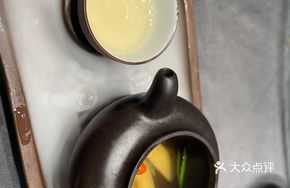 Matsutake and Sea Cucumber Stewed Soft Bones