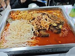 -在巷子里的烤肉店·螺蛳粉烤鱼·牛蛙(和美城店)