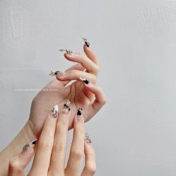 -DAZZLING BEAUTY美甲•美睫专门店