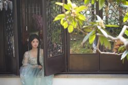 -一揽芳华汉服旗袍体验馆(拙政园店)