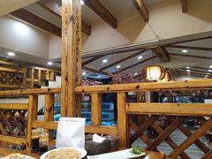 大堂-青瓦餐厅·生鱼片·韩园烤肉(西塔店)