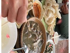 -汤锅大王(新平曹苏黄牛汤锅有限公司)