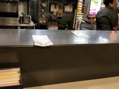 -麦当劳(乳山路店)