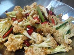 -有红鸡毛店·川菜(建设路店)