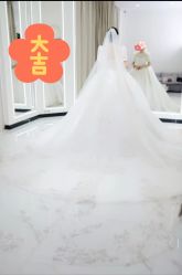 -禕·愫白婚纱商店