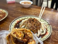 -老鼓楼麻辣烫夹馍