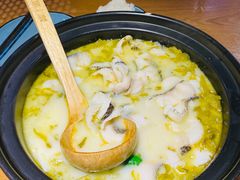 -九锅一堂酸菜鱼(学府凯德店)
