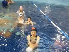 -蓝旗游泳·青训·亲子水域中心(方庄中心)
