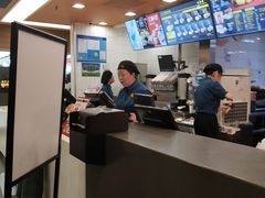 -麦当劳(中山公园龙之梦店)