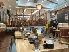 -青瓦餐厅·生鱼片·韩园烤肉(西塔店)