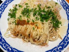 葱油三虾拌面-老头儿油爆虾·知味杭州(爱琴海购物中心)