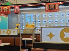 -八合里牛肉火锅(上海世茂广场店)