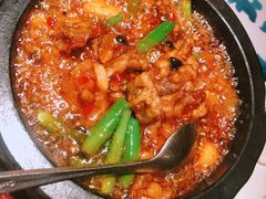 石锅杭椒牛蛙-桂满陇天书(南京德基旗舰店)