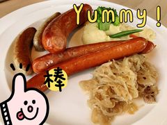 -LENBACH兰巴赫西餐啤酒坊(大连东港店)