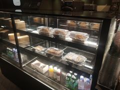 -星巴克臻选(南京金茂览秀城店)