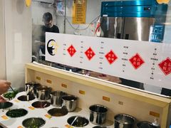 自助调料区-三头牛·潮汕牛肉生蚝火锅 (夏湾店)