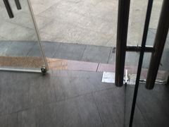 -瑞幸咖啡(怡富广场店)