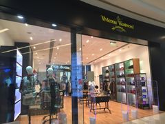-Vivienne Westwood(上海来福士广场店)