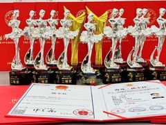 -Isee灰姑娘(龙湖狮山天街店)