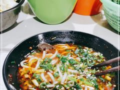 -小倪羊肉米线馆