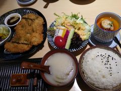 -越光米贩精致料理餐厅(金鹰店)
