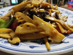 -天天向上素食餐厅(五台山店)