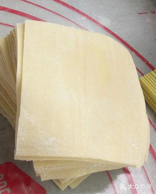 家常做法之美味大馅儿馄饨