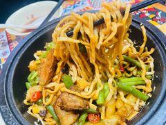 -金扁豆酱肉焖面