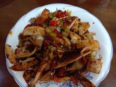 香辣鱿鱼-公寓家常菜馆(海军博物馆店)