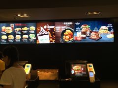 -麦当劳(星光行店)