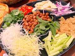 -官塘陈记鱼生·潮汕砂锅粥·牛肉火锅(潮枫路总店)