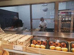 面包甜点陈列柜-泸溪河桃酥(欧尚店)