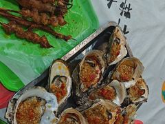 -蚝哥花姐湛江烤生蚝(美丽湾市场店)