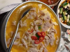 -初蓉丨遇见新川菜(亲贤街荣耀店)