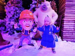 -圣名游乐城冰雪大世界