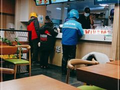 大堂-华莱士炸鸡汉堡(崇文门搜秀城店)